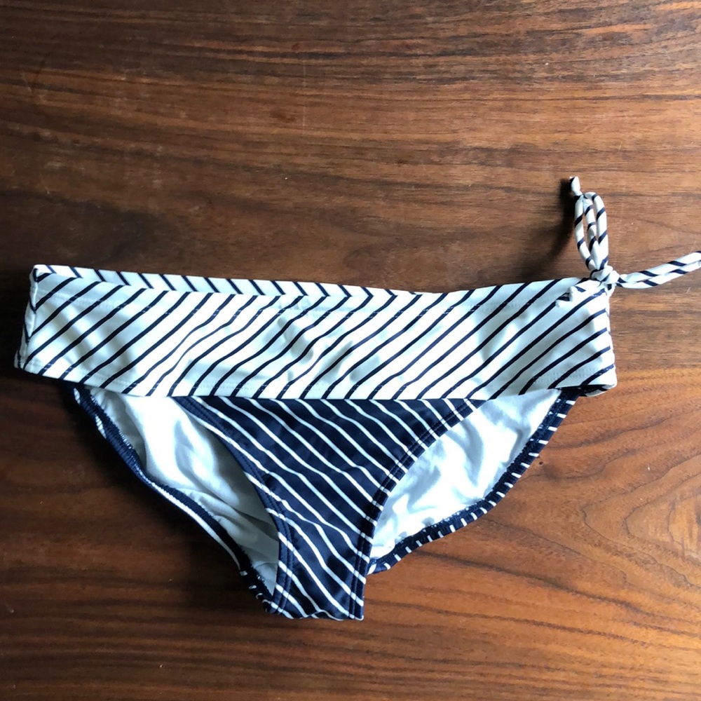 Athleta swim bottoms